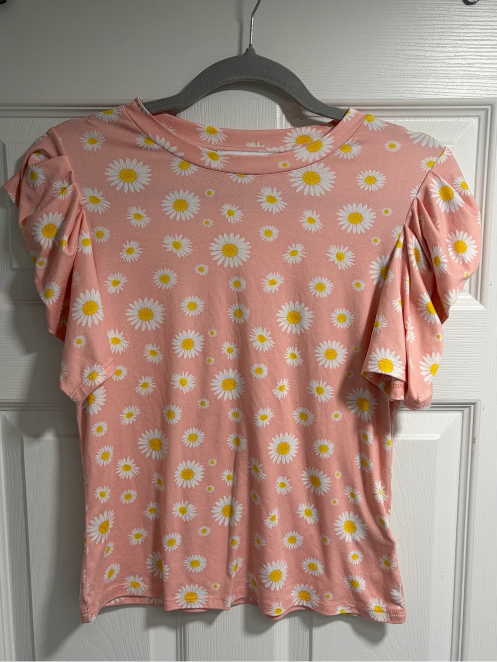 love J Pink Daisy Puff Sleeve Top